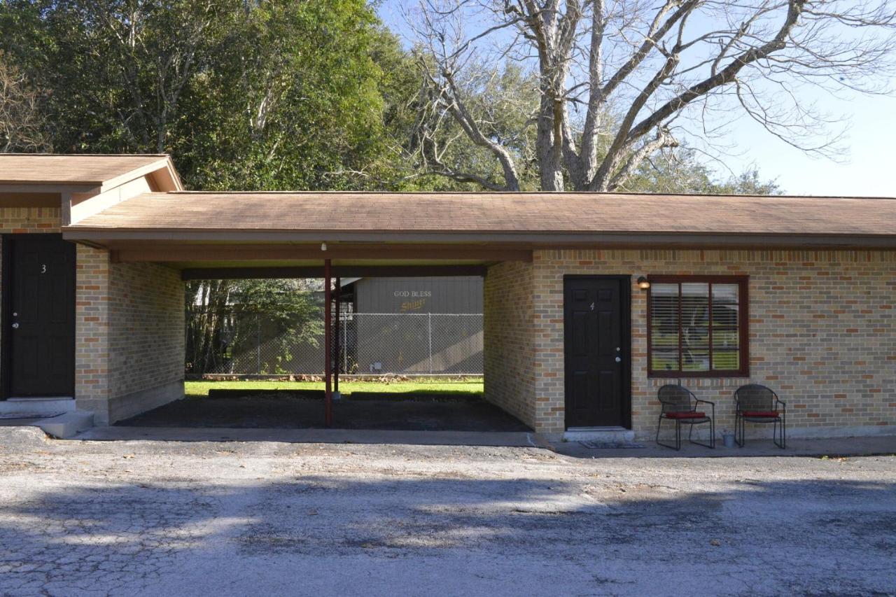 Shiner Country Inn Exterior foto